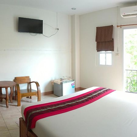 Maesot Siri Hotel Mae Sot Luaran gambar