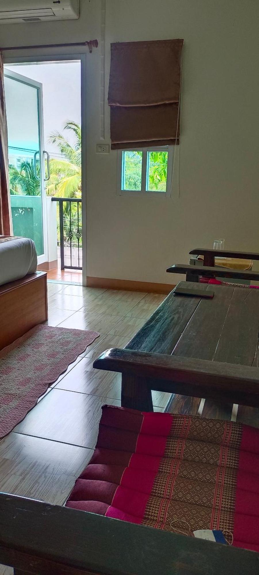 Maesot Siri Hotel Mae Sot Luaran gambar