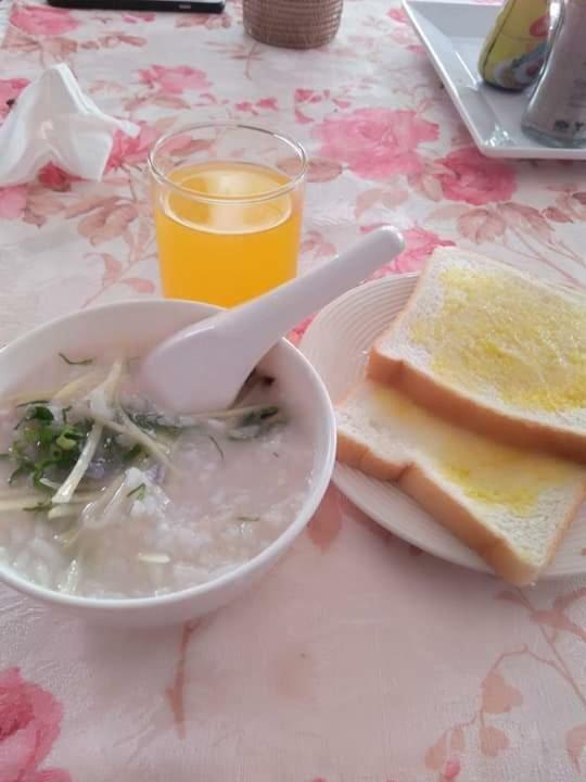 Maesot Siri Hotel Mae Sot Luaran gambar